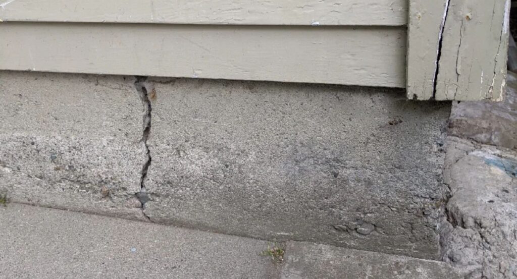 foundation crack repair