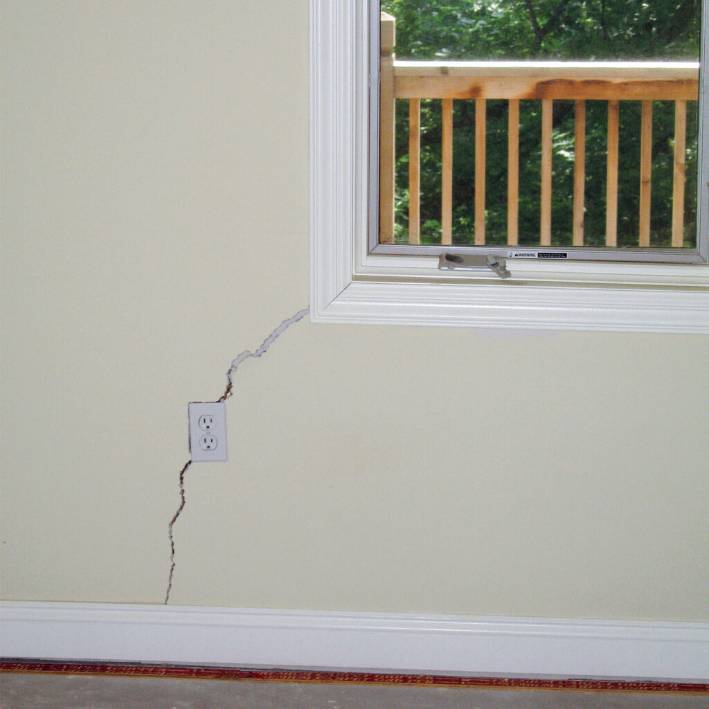 drywall crack repair