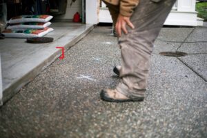 Gap between driveway and garage floor