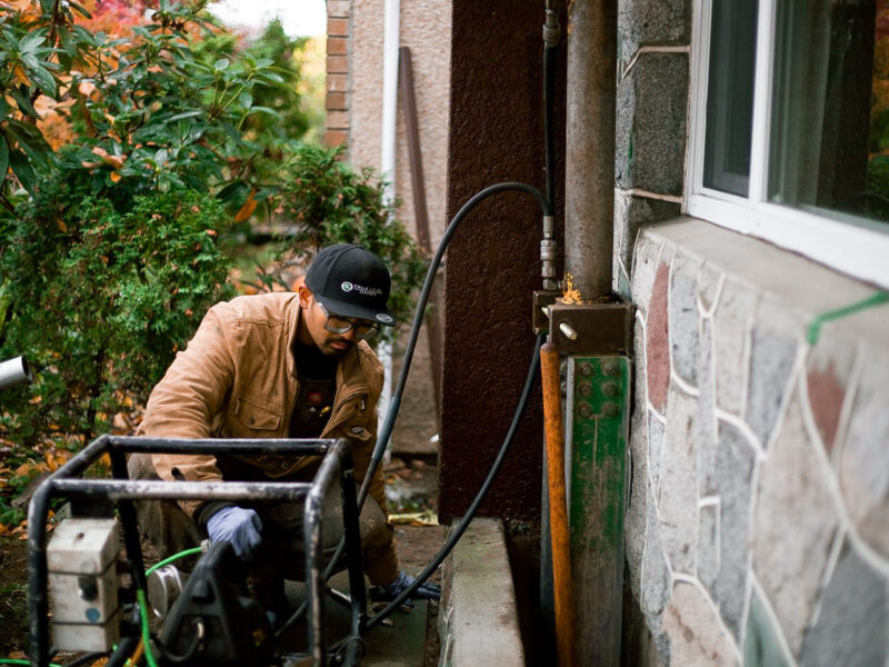 vancouver foundation repair foreman with push pier