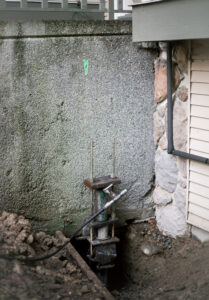 push pier on concrete front porch for lifting and levelling